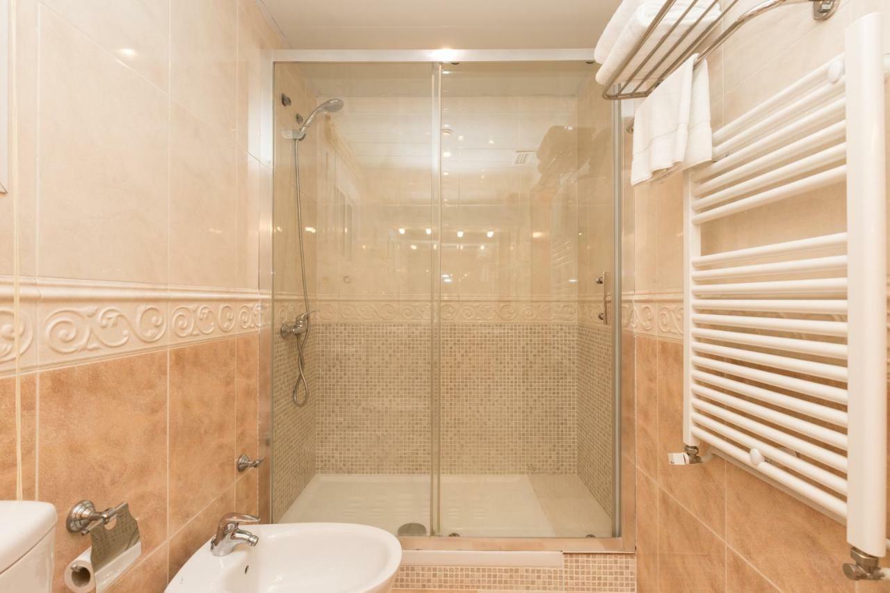 Casa Samara Villa Castelldefels Buitenkant foto